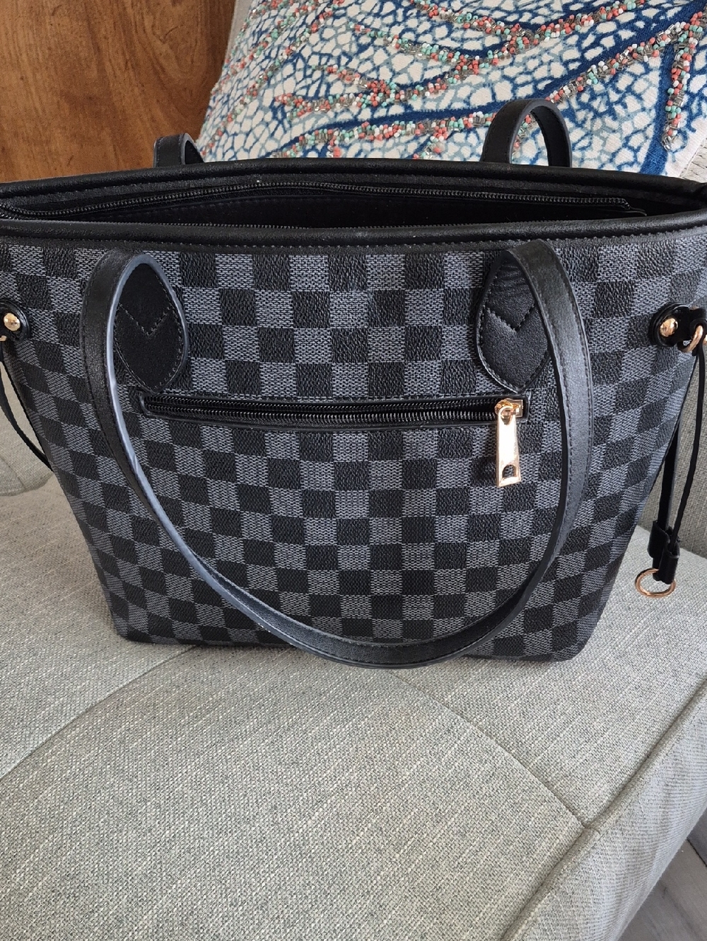 Classic Black Checkered Tote Bag - Women